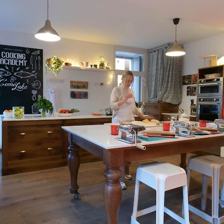 Mamma Ciccia Holiday Home - Confalonieri مانديلو ديل لاريو المظهر الخارجي الصورة