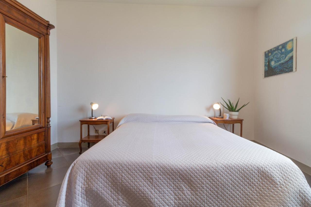 Mamma Ciccia Holiday Home - Confalonieri مانديلو ديل لاريو المظهر الخارجي الصورة